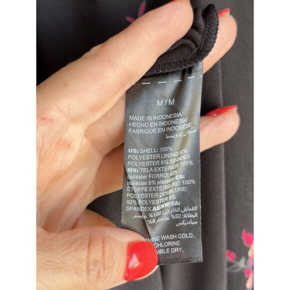 WHBM Bell Sleeve Floral Dress - Size M - Multicolored - Picture 10 of 10